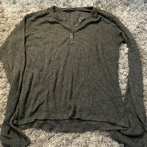 Brandy Melville sweater